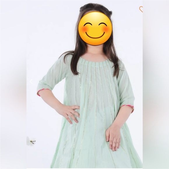 Girls 2 Piece Set Kurta & Sharara Set - Picture 4 of 7